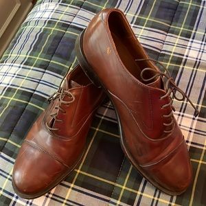 Men’s Cole Haan dress shoes. Excellent condition.